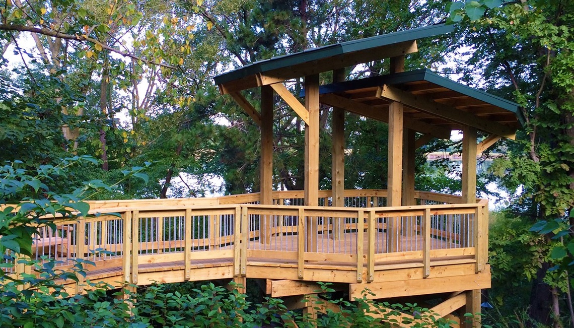 Waterfall observation deck