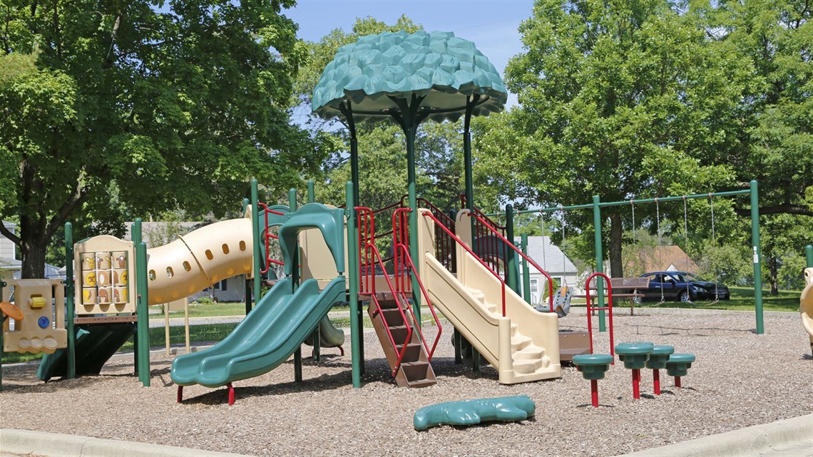 Oak Hill Park playground